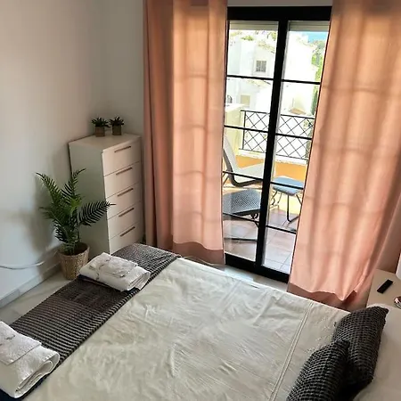 Apartment Miranda 3 *