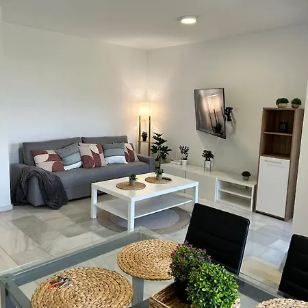 Apartment Miranda 3 *