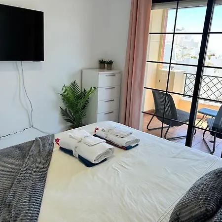 Miranda 3 Apartment *